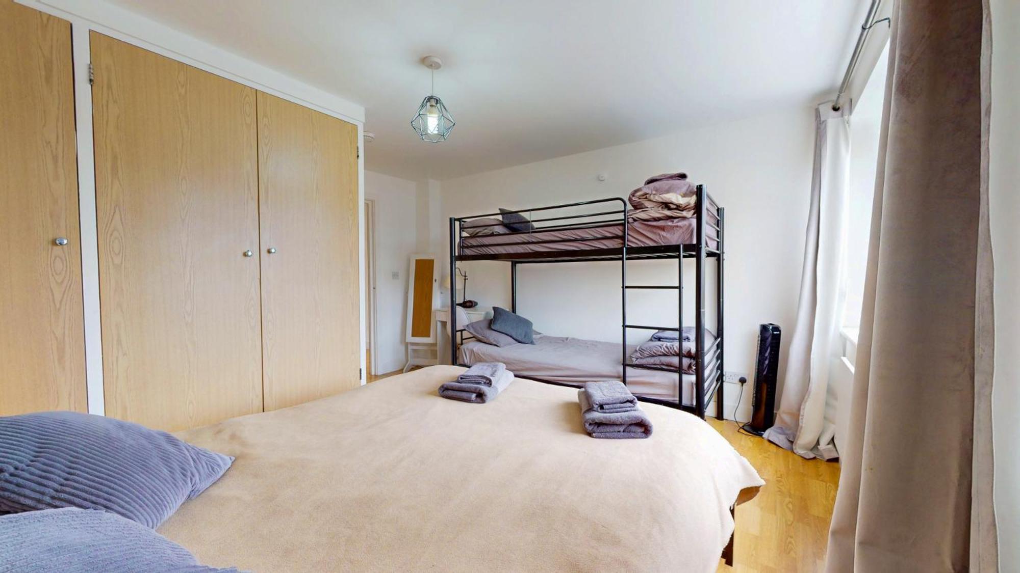 Appartement 2 Bedroom Flat 1 Stop From Bridge