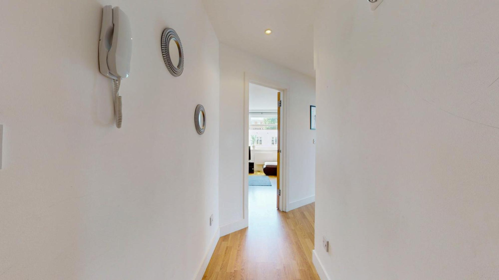 2 Bedroom Flat 1 Stop From Bridge Apartamento *